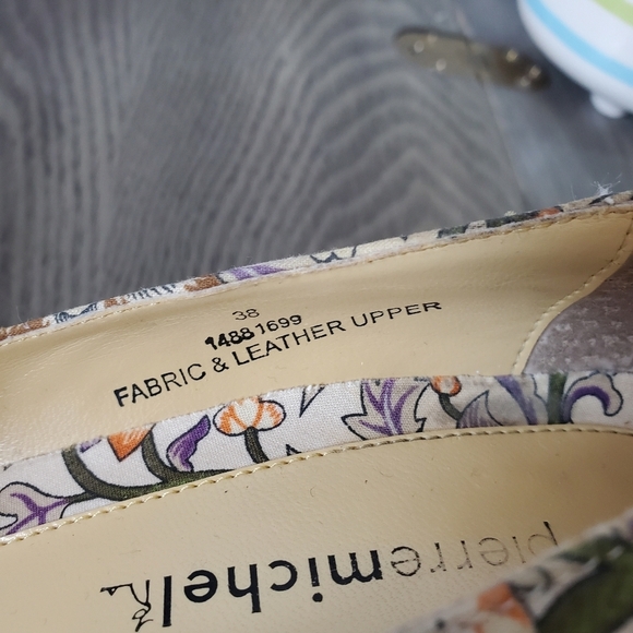 Pierre Michel floral heels size 38  (7.5-8) - Picture 4 of 8